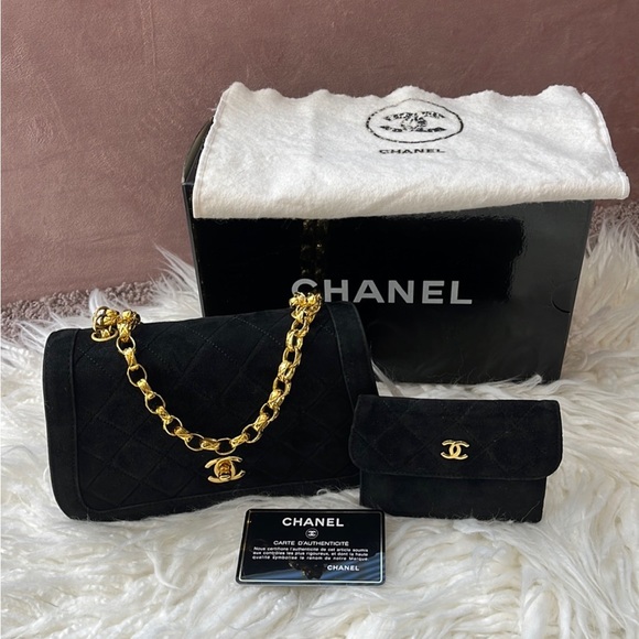 CHANEL Handbags - 🚫SOLD🚫 Chanel Diana Limited Edition Classic Bijoux Chain matching card wallet